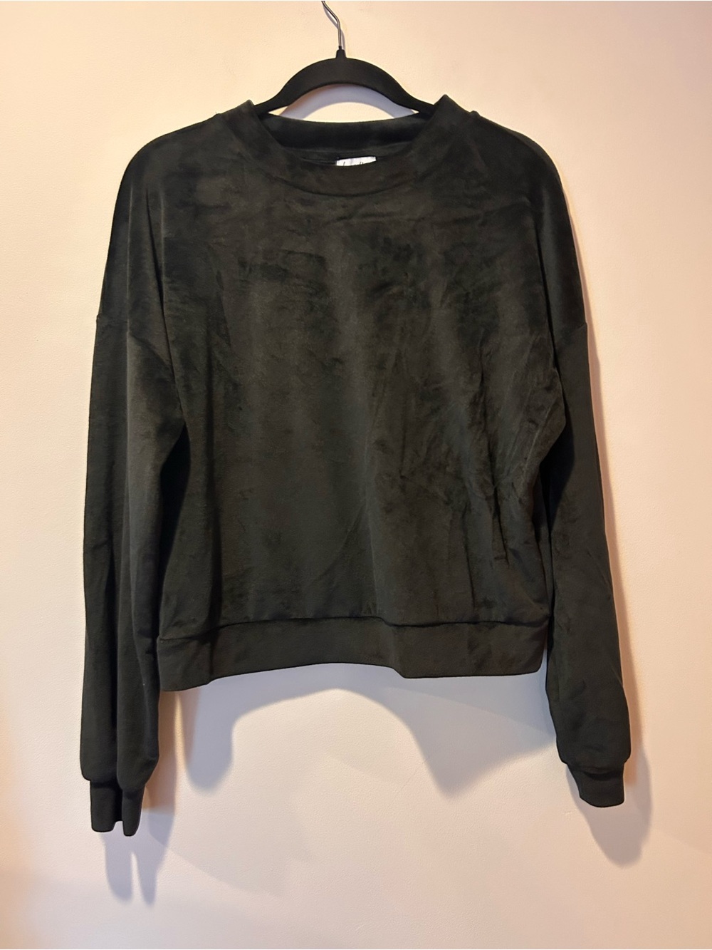 Black Long Sleeve Love Fire‎ Large Shirt Cozy Dark Romantic Dark Academia Basics